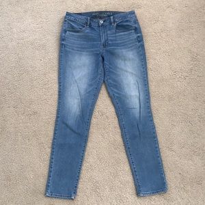 American Eagle High Rise Jegging